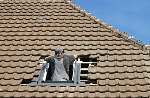 Pose de velux - Neuville-sous-Montreuil